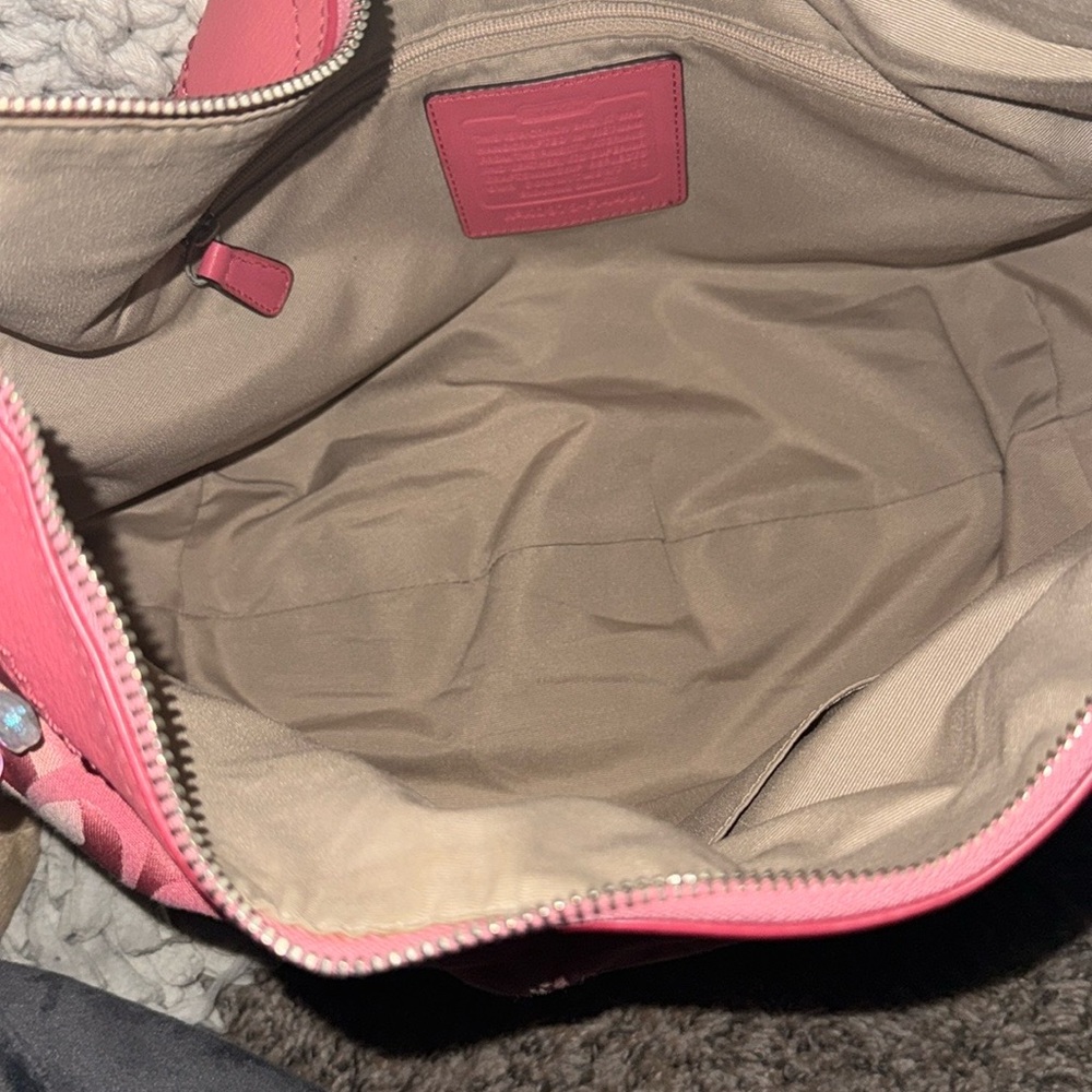 Y2K rare pink Coach large canvas leather hobo Bag with Signature Monogram - Picture 7 of 16